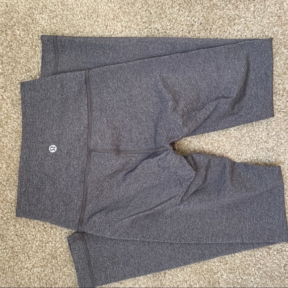 Lululemon Wunder Under leggings - Picture 3 of 4